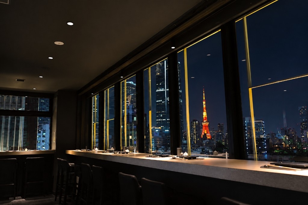 東京タワーが望めるカウンター席の夜景